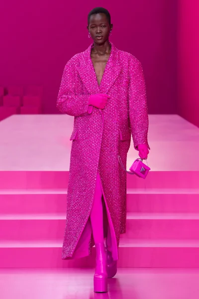Look 32